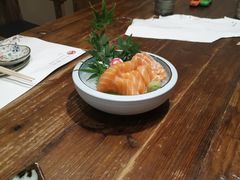 三文鱼刺身-千叶寿司创意融合料理(水韵城店)