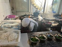 -正宗杨记普洱酸醋米线(总店)