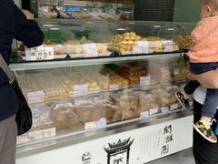面包甜点陈列柜-闻酥园(水碾河路店)