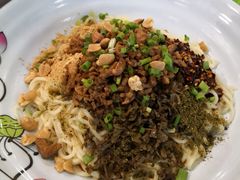 -碗里捞川渝特色面(沙河玖耀里店)