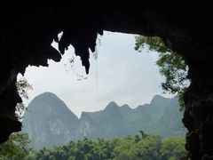-漓江冠岩景区