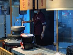 -呷佬·长沙手工米粉(金沙江路店)