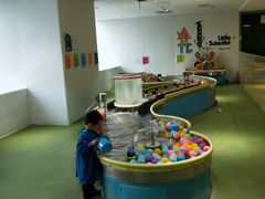 -爱睿思儿童早教亲子游泳(万象城店)