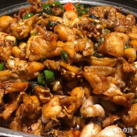 鲈鱼时代土豪酸菜鱼川湘菜馆(棠下店)