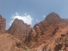 -天山神秘大峡谷