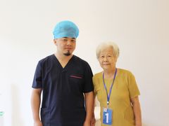 -柏乐口腔医院·舒适化无痛种植牙中心(东盟商务区院)