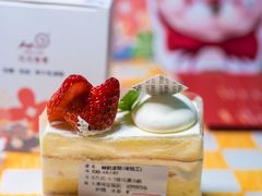 -花花卷卷·鲜食蛋糕(静安久光百货店)