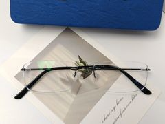 -罗伯特眼镜·蔡司官方授权(罗湖国贸店)