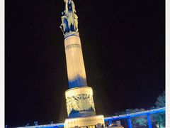 -人民防洪胜利纪念塔