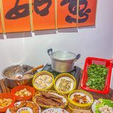 藏在倒闭商城边上的宝藏美食店