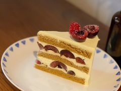 咖啡车厘子奶油蛋糕-竹子咖啡bamboo coffee