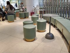 -奈雪的茶(亨特国际广场店)