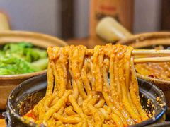 -有红鸡毛店·砂锅菜(抚琴夜市店)