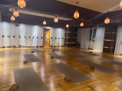 -悦尚生活空间•瑜伽普拉提•悦心芳香疗愈SPA