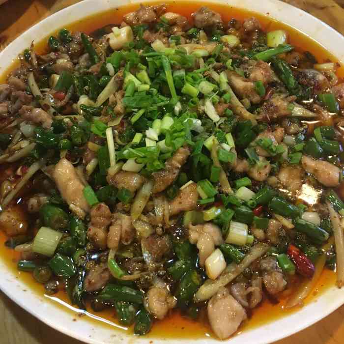 城口特色(融侨半岛店)-"92铜元局沁园蛋糕旁边,餐厅一共两层楼,.