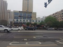 -鑫朱雀农贸批发市场-地下停车场
