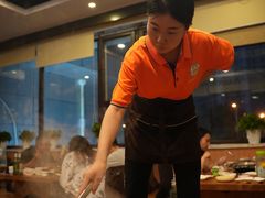 -喇喇排骨火锅·传统韩式脊骨汤(望京西园总店)