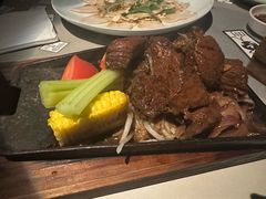 铁锄牛排-穹六人间 people 6(岳阳路店)