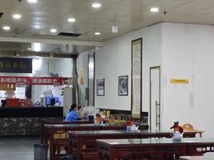 -牛一嘴·兰州牛肉面·大盘鸡(财富中心店)