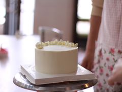 -咖咖熊蛋糕定制·英国蓝风车动物性淡奶油