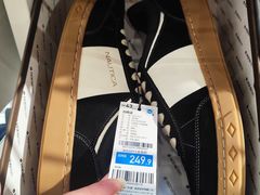 -BIGOFFS 超级折扣(仁恒伊势丹店)