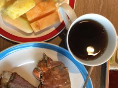 -咖啡苑自助餐厅·中国大饭店