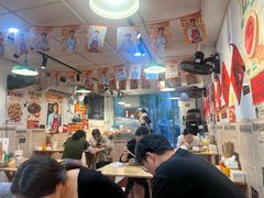-柳州肥姨妈大骨螺蛳粉(东靖路店)