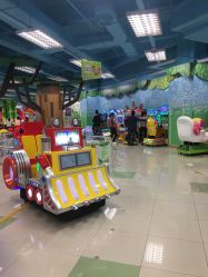 -莫莉幻想儿童乐园(武汉保利广场店)