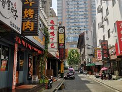 -嘎嘎鸭下巴·爆辣干锅(明教寺店)