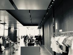 -URBAN REVIVO(深圳华润万象天地店)