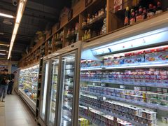 -绿叶子超市(公园大道店)