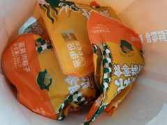 -来伊份(我格广场武宁路店)