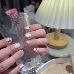 -米小兔美甲美睫