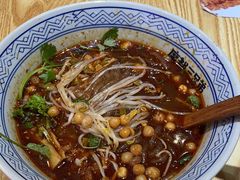 -魔都三兄弟酸辣粉·蘸卤炸串(虹桥万科店)