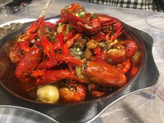 招牌油焖大虾-美膳居川菜馆油焖大虾烧烤(卓刀泉店)