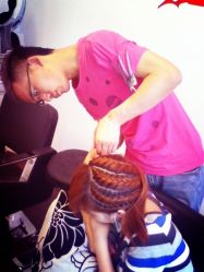 -SALON V