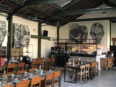-喜洲吧·江畔老船厂·庭院餐厅(喜临院店)