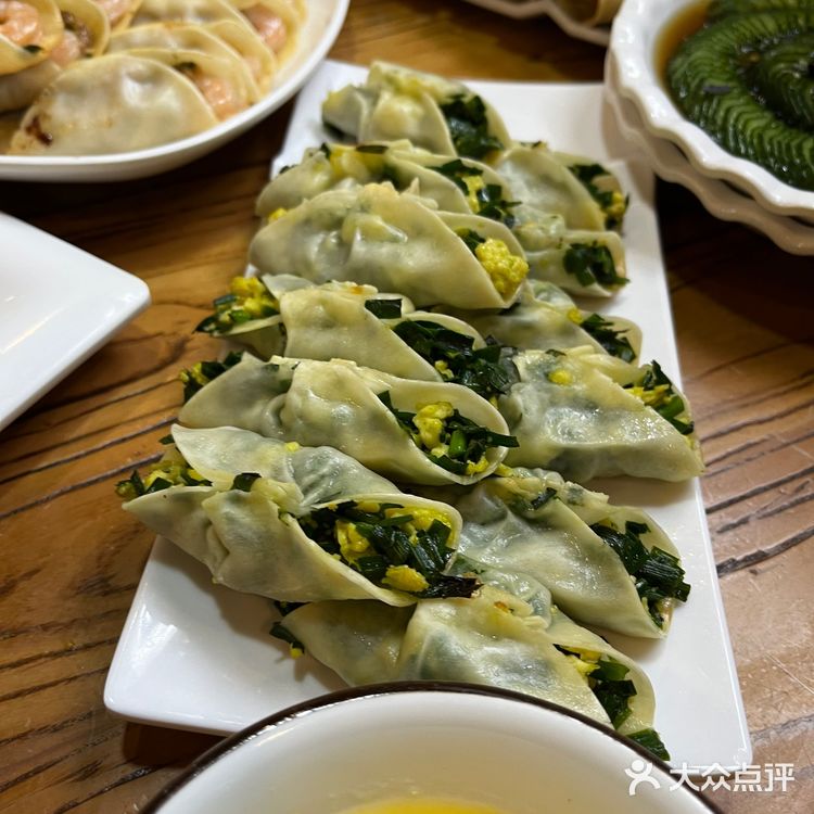 口口虾仁🍤！今儿吃个（二环锅贴）天花板！