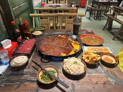 -周小明火锅(黑金冠社区店)