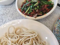 -汗腾格里·风味餐厅(新疆驻京办店)