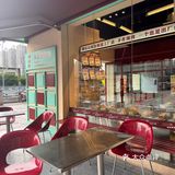 看这面包我就饿了