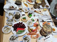 -雍和会海鲜姿造自助(湖东路店)