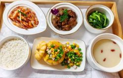 -尚圣月子会所·庄园式月子中心(萧山湘湖店)