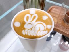 拿铁-Manner Coffee(凌空SOHO店)
