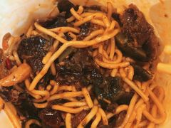 烧椒皮蛋拌面-拌面小当家