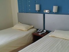 -飘HOME连锁酒店(北京将台地铁站798艺术区店)