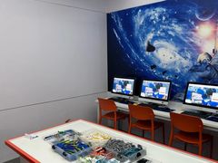 -斯坦星球AI编程·机器人科创·科学实验·信奥·思维·STEM·乐高·竞赛考级(浦东联洋广场大拇指龙阳御桥中心)