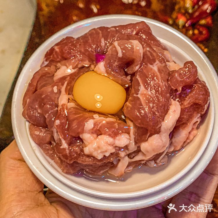 广州北京路探店|这家楠火锅的糯鸡爪一嗦脱骨！