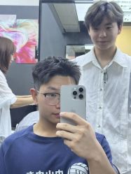 -藤野造型专业烫染接发
