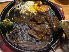 -月亮眼花园餐厅书吧酒吧